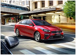 5 xe sedan hạng C bán chạy nhất tháng 11/2020: Kia Cerato xây chắc ngôi đầu