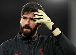 Chấn thương liên miên, Alisson bị huyền thoại Liverpool đặt dấu hỏi