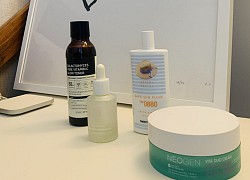 Chuyên gia skincare người Hàn U40 chỉ dùng vài sản phẩm mà da căng bóng không tỳ vết, đã vậy còn sáng bật tông