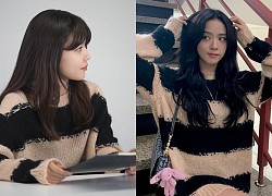 Diện mỗi chiếc áo len, Jisoo đụng hàng hết Sooyoung (SNSD) đến Lee Heyori: Nhưng cách mà chị cả Black Pink diện mới khiến dân tình thót tim nhất