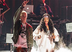 Eminem xin lỗi Rihanna do từng ủng hộ Chris Brown