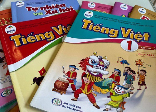 Bộ GD&ĐT phê duyệt tài liệu điều chỉnh 'sạn' sách Tiếng Việt 1 bộ Cánh diều