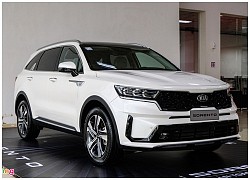 Chủ xe phản ánh tình trạng Kia Sorento 2021 bị chết máy đột ngột