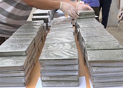 Công an Nghệ An bắt xe tải chở 200 bánh heroin