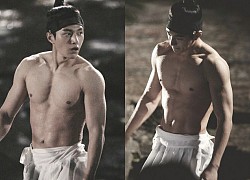 Nam thần đẹp trai nhất Kpop 1 thời bỗng hot lại sau 1 đêm nhờ màn thoát xác, khoe body 6 múi "xịt máu mũi" trong phim mới