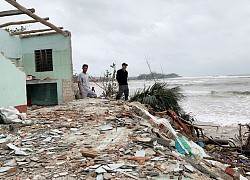 Nỗi lo biển "nuốt" làng