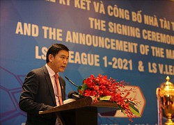 Kiatisak gây ấn tượng với nhà tài trợ V.League 2021