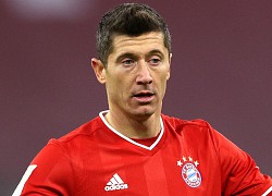 Lewandowski tiếp tục giành chiến thắng trước Ronaldo và Messi