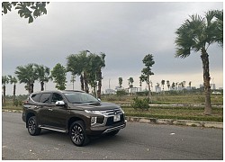 Đánh giá Mitsubishi Pajero Sport: Thêm trang bị, dễ đi trong phố