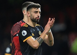 Ra mắt Man Utd, Fernandes gây sốc cho CĐV nhà với 1 động thái