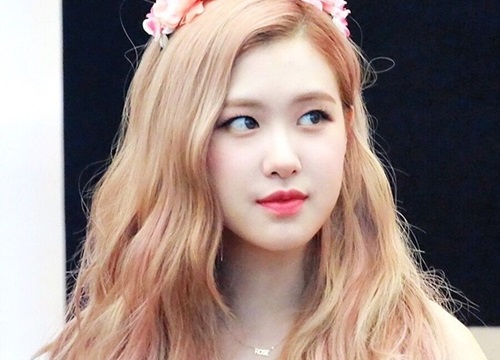 Học ngay cách biến tấu đơn giản mà cực đẹp cho mái tóc giống Rosé (BlackPink)