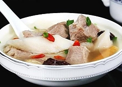 Những loại canh uống vào sẽ khiến đàn ông 'mạnh như hổ'