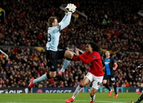 Quá non nớt, sao Man Utd lĩnh pha bóng 'trời giáng' từ người cũ Liverpool