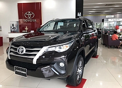 Đại lý đua giảm giá cho Toyota Vios, Fortuner... cao nhất tới 120 triệu