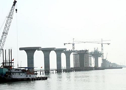 Đẩy nhanh tiến độ dự án cầu Cửa Hội