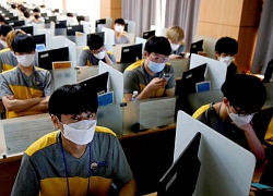 Hàn Quốc đóng cửa nhiều trường học do sự bùng phát của virus corona