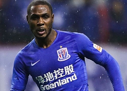 Hậu trường sân cỏ 6/2: Ighalo đi giày đấu tưởng nhớ chị gái