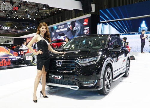 Honda CR-V giảm giá gần 100 triệu sau Tết