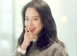 Lee Kwang Soo "cười chết ngất" trước bí mật ẩn giấu ở màn hình điện thoại Song Ji Hyo, chính chủ ngại ngần đỏ cả mặt