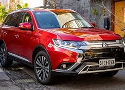 Lộ diện Mitsubishi Outlander 2020 tại Việt Nam: Nâng cấp để đe doạ Honda CR-V