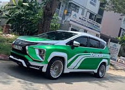 Mitsubishi Xpander ăn chơi nhất Việt Nam: Độ mâm giống Maybach nhưng lớp decal khiến ai cũng tưởng Grab