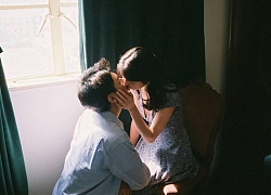 Phụ nữ hãy lấy người đàn ông sẵn sàng làm ngay những điều này cho mình mà không hứa hẹn