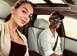 Ronaldo đón sinh nhật tuổi 35 như mơ, xúc động cảm ơn bồ yêu