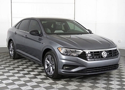 Sedan đẹp long lanh, động cơ tăng áp, cạnh tranh với Toyota Camry, Mazda6