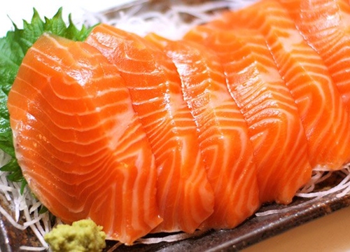 Bí quyết làm sashimi cá hồi độc đáo giúp bữa ăn hấp dẫn