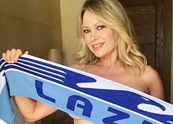 Fan nữ hứa khỏa thân nếu Lazio vô địch