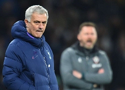 HLV Mourinho gạch tên Man Utd khỏi cuộc đua top 4 Premier League