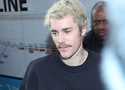 Justin Bieber diện mạo khác lạ, vui vẻ tái xuất giữa vòng vây của fans