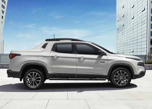 Lộ diện những hình ảnh đầu tiên của Fiat Strada 2021