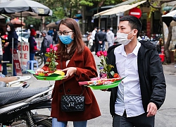 Nhiều năm lẻ bóng, cô gái tới chùa Hà cầu duyên trước ngày Valentine