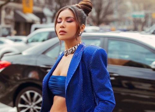 Thay đổi 2 phong cách khác nhau, Minh Tú nổi bật và đầy quyền lực tại ngày 2 New York Fashion Week 2020