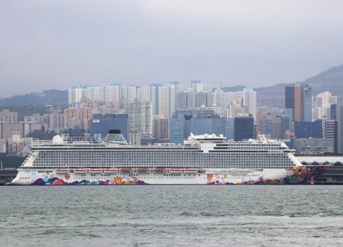 Chuyến đi 'bão táp' của du thuyền bị hắt hủi Westerdam