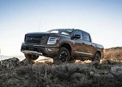 Nissan muốn làm siêu bán tải "cân kèo" với Ford F-150 Raptor