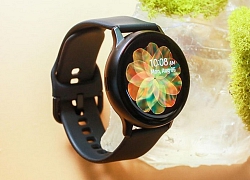 Smartwatch Samsung đang giảm 2 triệu, lại tặng thêm cả dây da sang trọng trong dịp Valentine, mua ngay không thì muộn