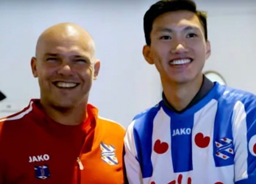 Tin (14/2): Không cho Văn Hậu vào sân, HLV Heerenveen bị chỉ trích