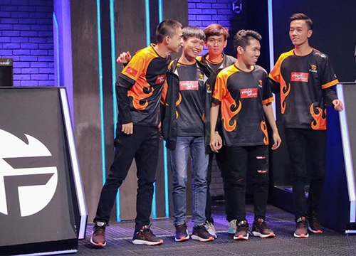 VCS Mùa Xuân 2020 Dashing Buffalo vs Team Flash: Ai sẽ trở lại?