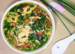 Cách nấu canh hẹ trứng thanh mát cực dễ tại nhà