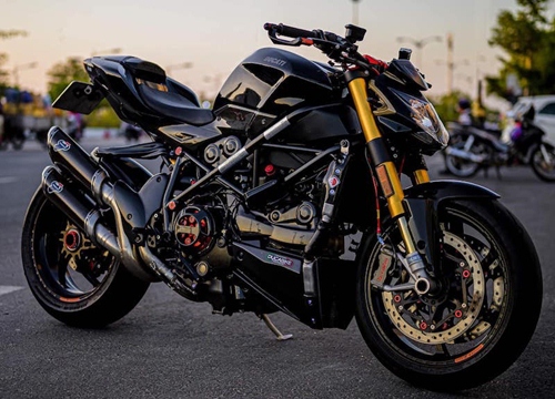 Ngắm "già gân" nước Ý Ducati Streetfighter 1098 S hồi xuân tại miền Tây, độ đơn giản nhưng "hút hồn" biker