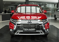 Giá lăn bánh xe Mitsubishi Outlander 2020