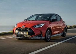 Đây là Toyota Yaris chỉ ngốn 2,78L/100km, tức có thể gần xuyên Việt với 1 bình xăng