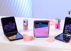 Giá thay thế màn hình Galaxy Z Flip đủ mua một chiếc iPhone XR mới