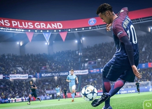 Phát hiện giao dịch lạ trong FIFA, mẹ 3 game thủ nhí đòi Microsoft hoàn tiền suốt 1 năm trời