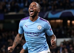 Sao lớn đầu tiên cam kết tương lai với Man City