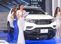 SUV 7 chỗ Ssangyong Rexton âm thầm lên đời đối đầu Toyota Fortuner