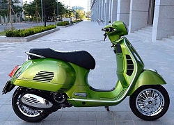 Chỉ dân chơi Vespa sành sỏi mới có thể "đọc vị" đồ độ trên chiếc GTS 300 tại Sài Gòn này!