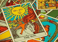 Chọn 1 lá bài tarot để xem vận may trong tương lai gần của bạn như thế nào?